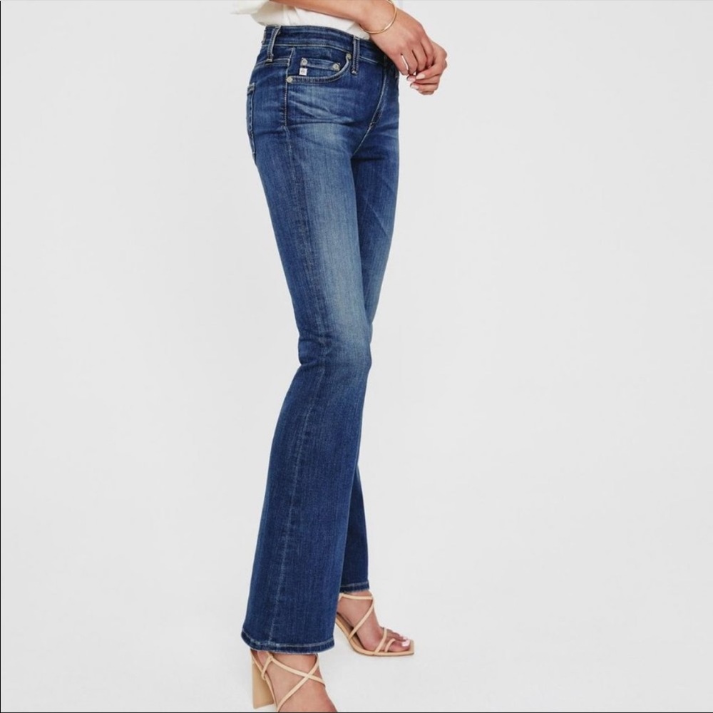 AG Goldschmied Dark Wash Mid Rise The Angel Flair Jeans 29